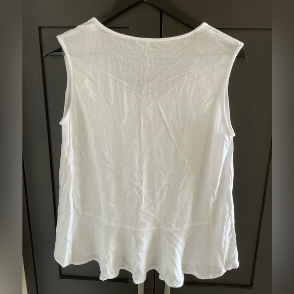 🇨🇦 Blue Sky Ginny Tank White Sleeveless Linen/Bamboo Scoop Neck Top Sz S EUC - Picture 6 of 10